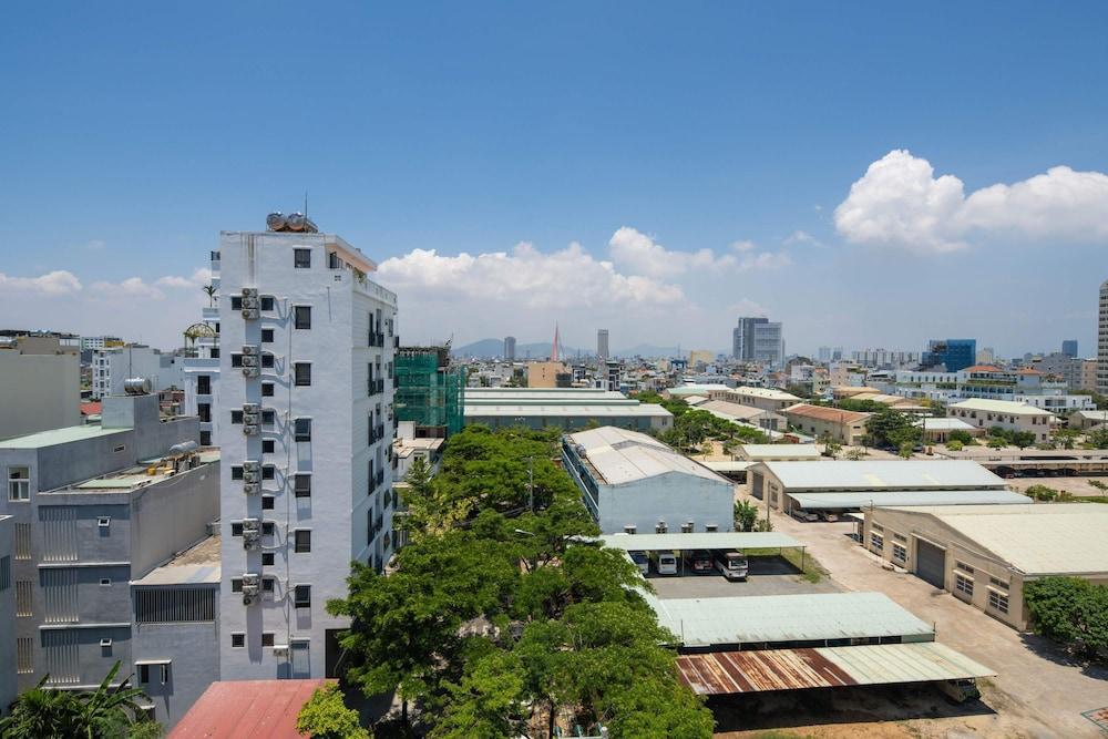 Platinum Danang Hotel Buitenkant foto
